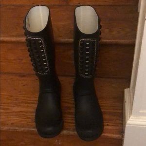 Rain boots excellent condition, great  quality !
